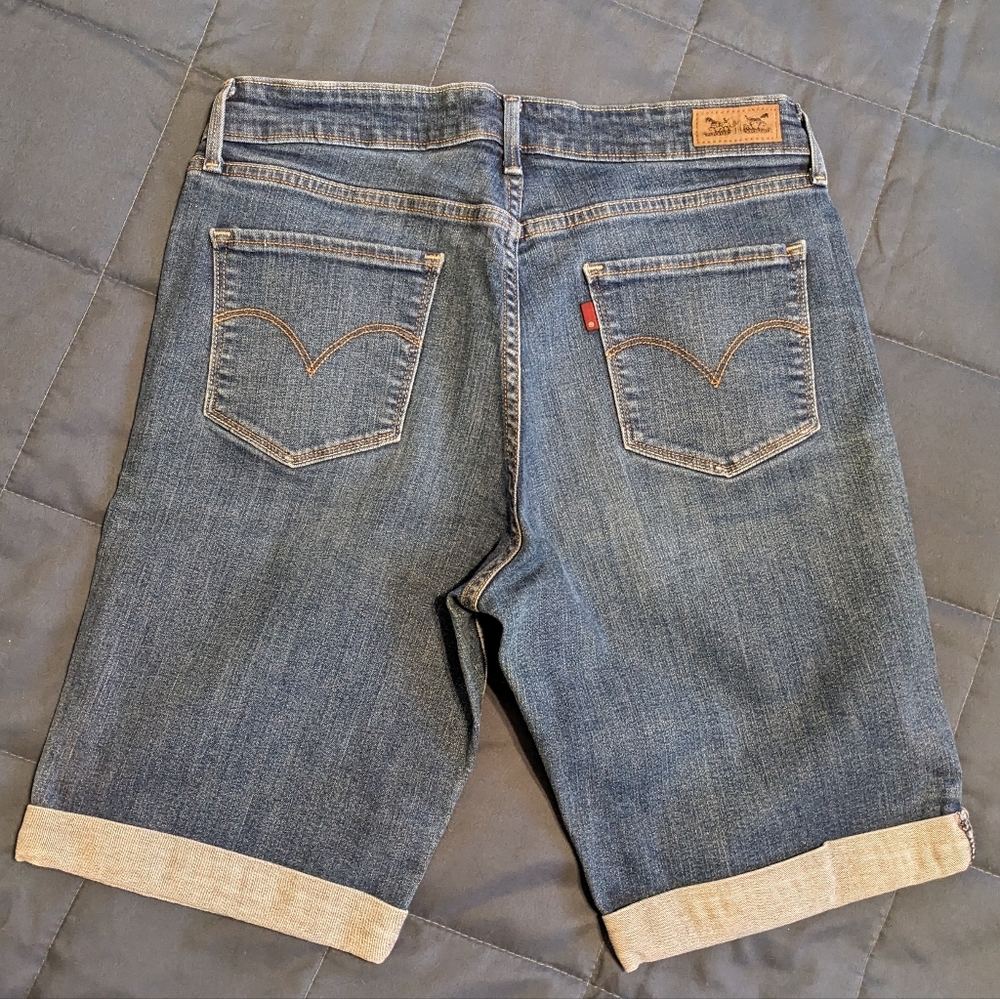 Levi's shorts - Picture 4 of 4